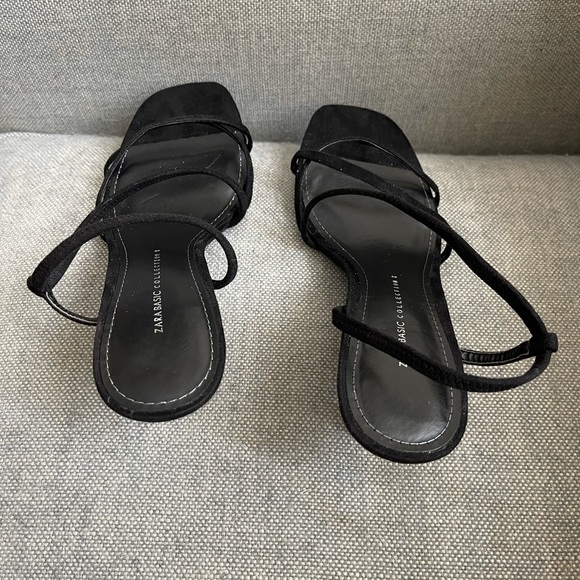 Zara Basic Collection Suede Strap Sandals - Picture 4 of 6